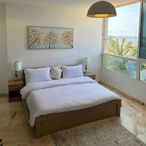 تحقق من التوفر