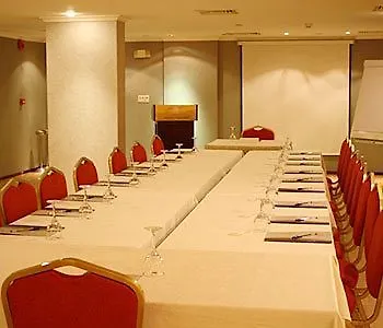 Dammam Palace Hotel 3*,